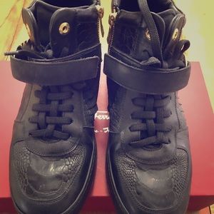Salvatore Ferragamo Mens Black Ostrich Hightops